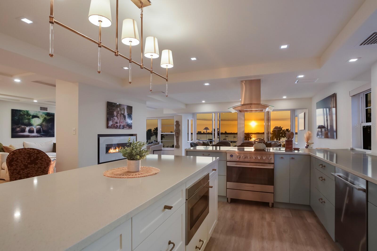 ROYAL ST ANDREW - Residential