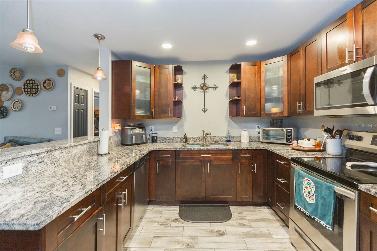 RIDGE MANOR FARMS - Residential