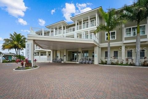 WATERLINE VILLAS & MARINA - Residential