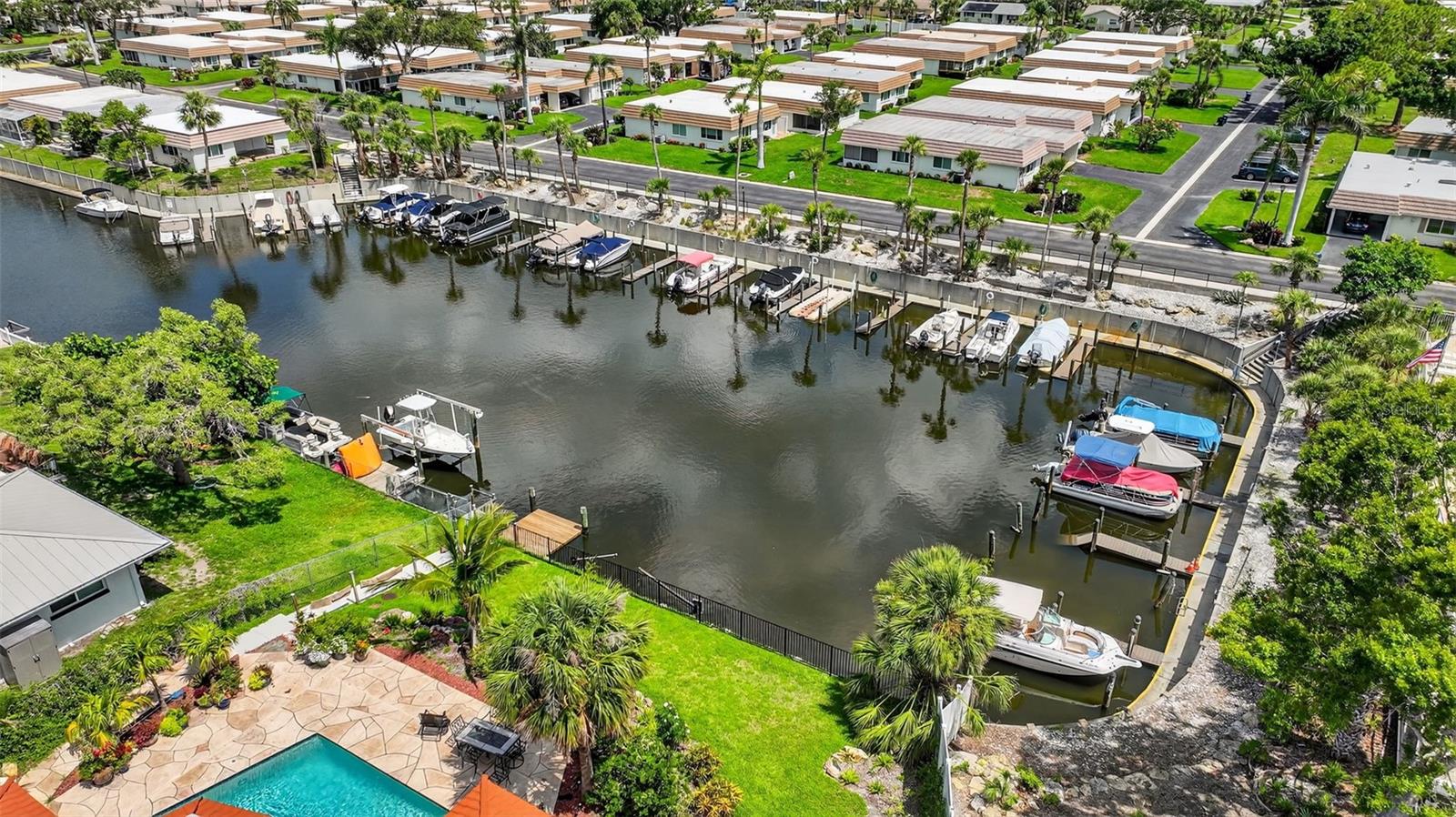 STRATHMORE RIVERSIDE I - Residential