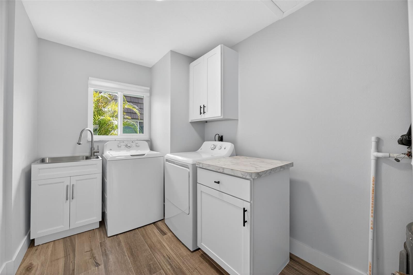 STRATHMORE RIVERSIDE I - Residential