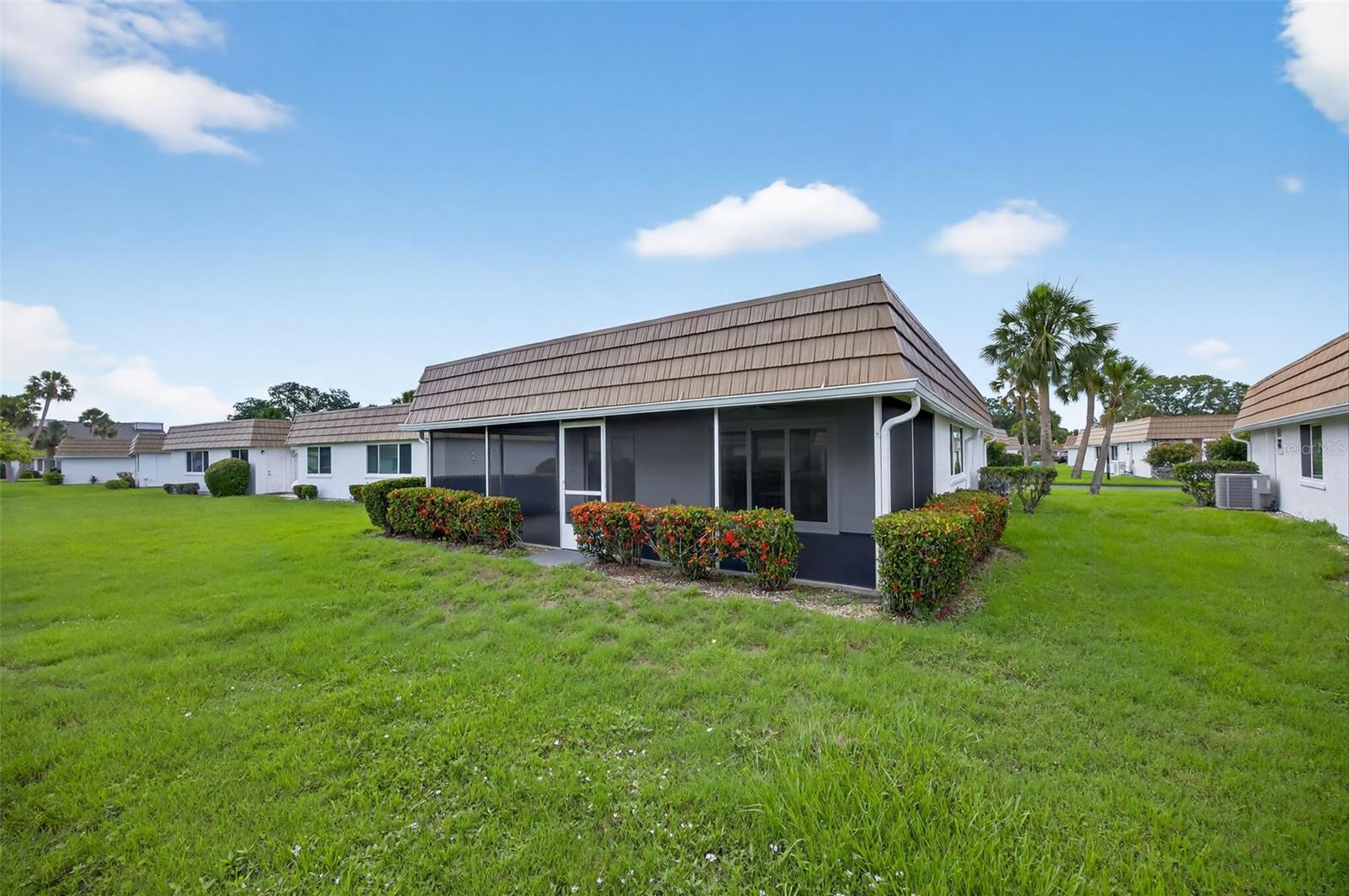 STRATHMORE RIVERSIDE I - Residential