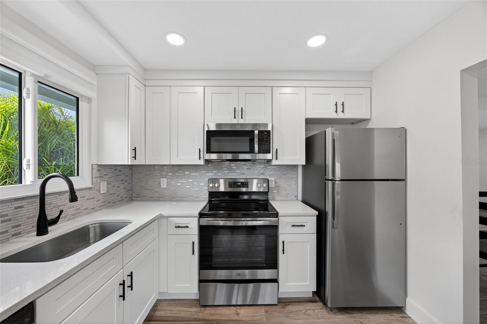 STRATHMORE RIVERSIDE I - Residential