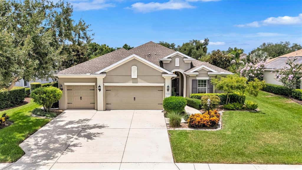 Photo of 1436 Hickory View Circle, Parrish, FL 34219 (MLS # A4700261)