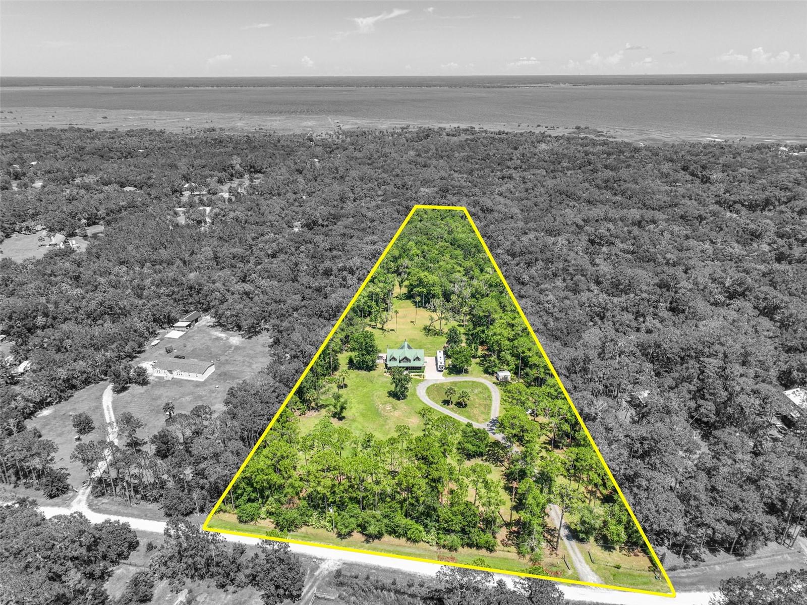 1223 SUTTON TRAIL