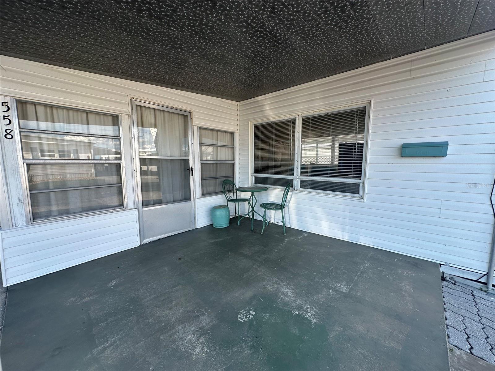 558 SINCLAIR CIRCLE