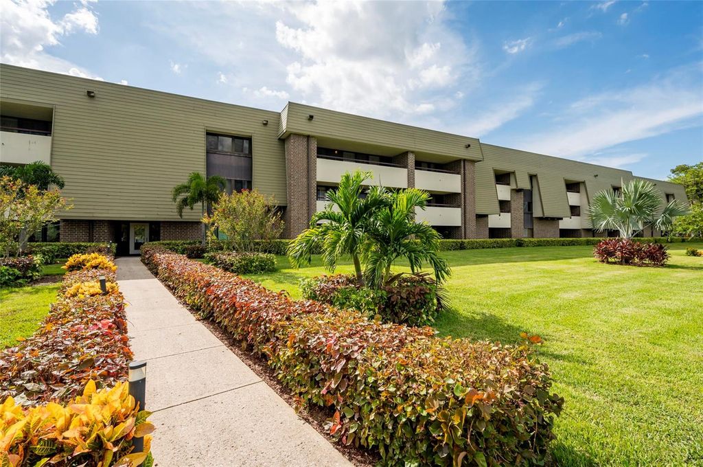 Photo of 36750 Us Highway 19 N #04221, Palm Harbor, FL 34684 (MLS # TB8499571)