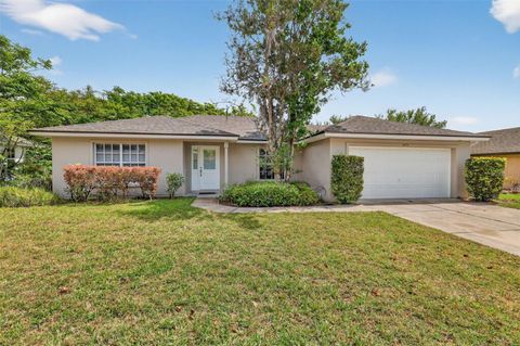 4873 MARSH HARBOR DRIVE TAVARES FL 32778