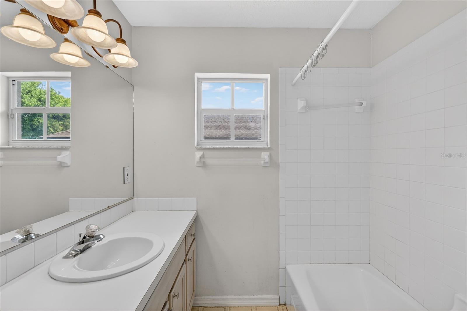 GROVES AT BAYTREE PH 01 - Residential