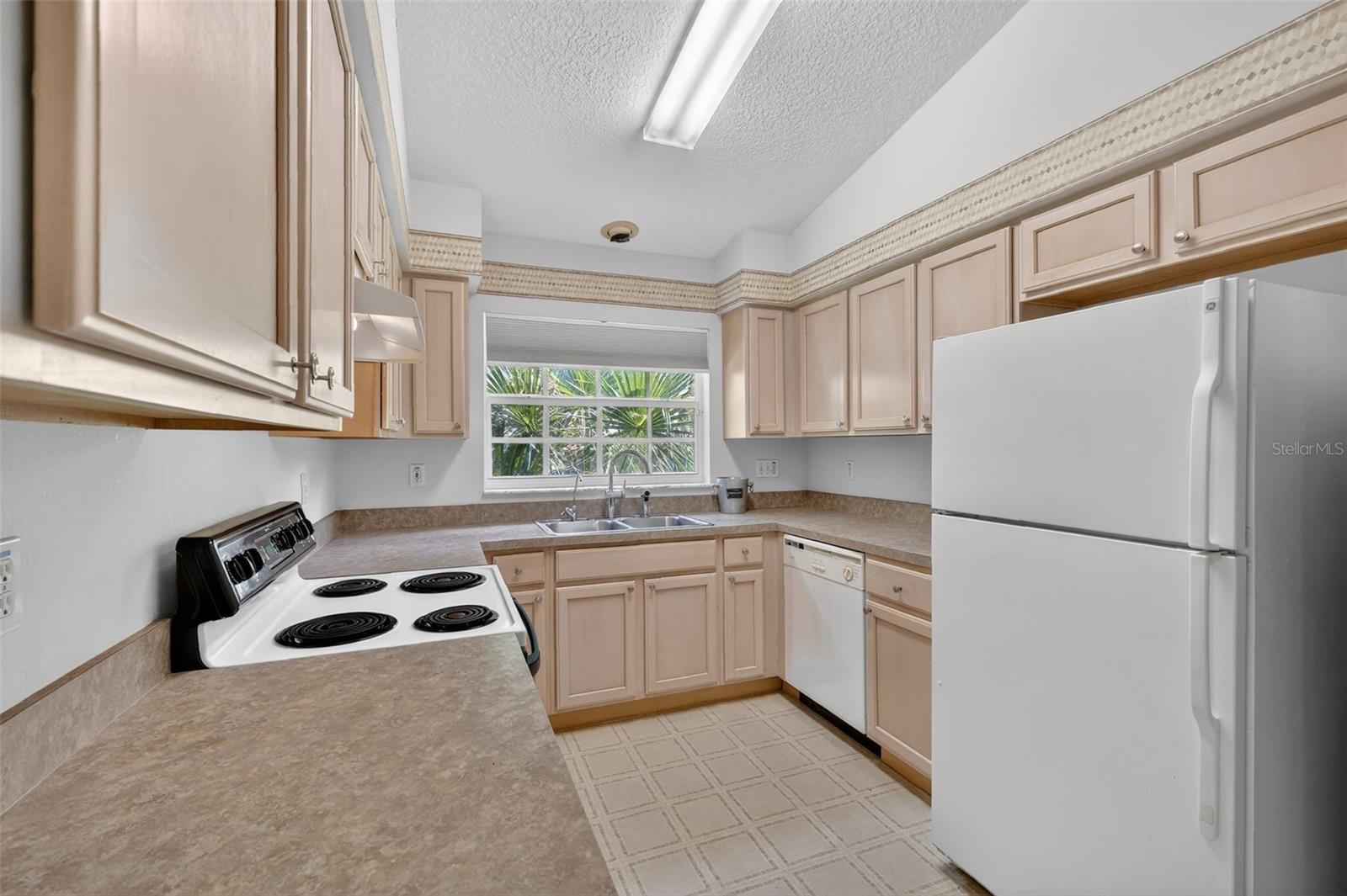 GROVES AT BAYTREE PH 01 - Residential