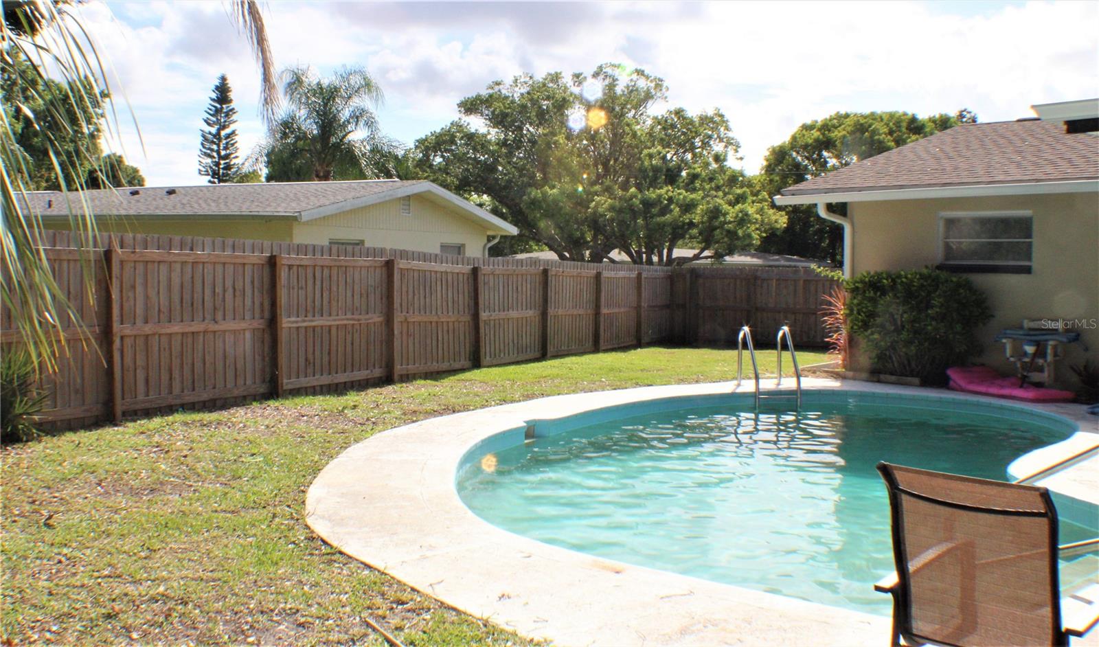 CHESTERFIELD HEIGHTS - Residential Lease