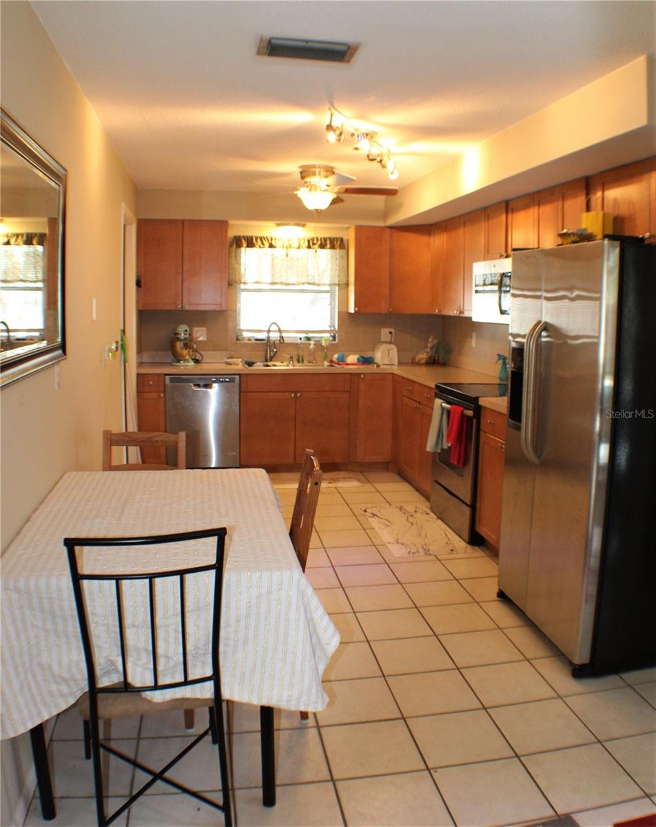 CHESTERFIELD HEIGHTS - Residential Lease