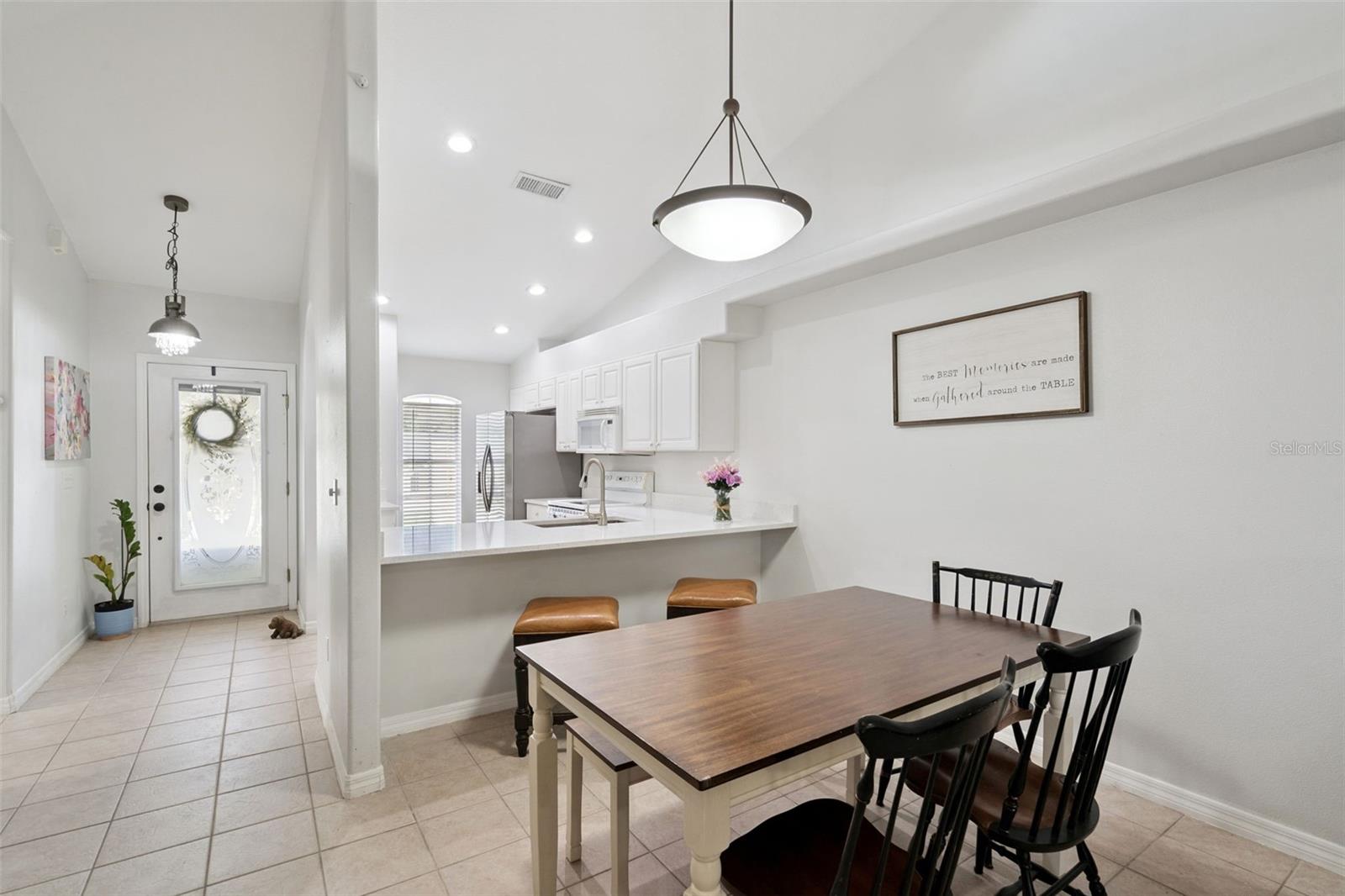 COURTYARD VILLAS - Residential