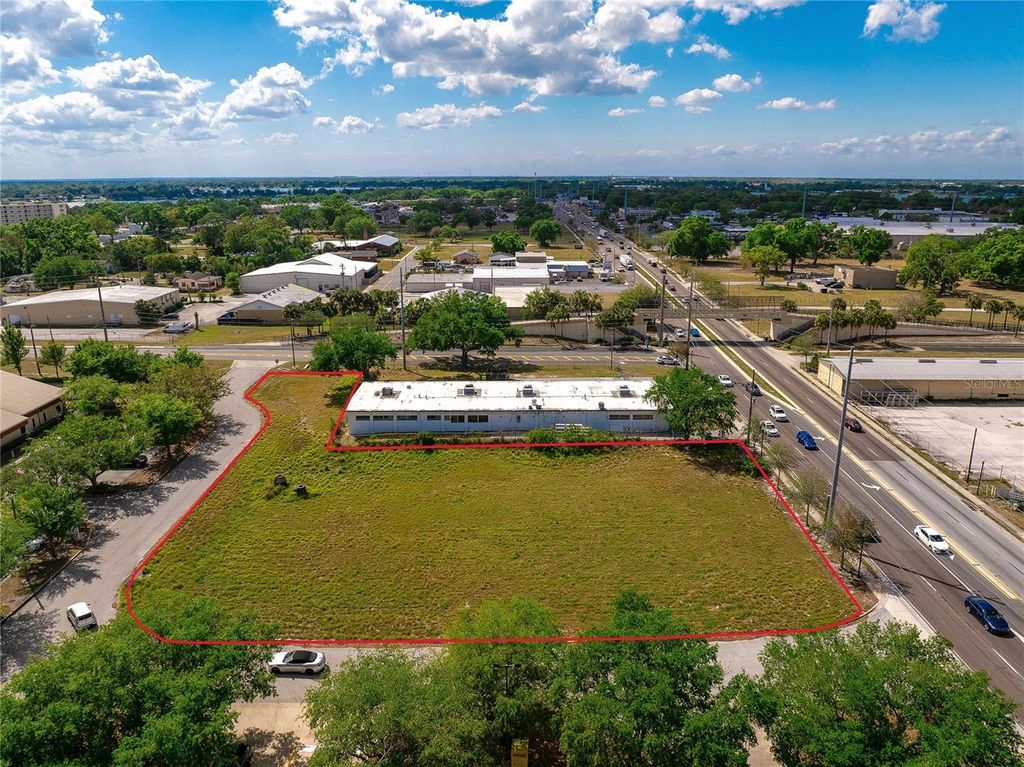 Photo of 0 Olympian Way, Winter Haven, FL 33881 (MLS # L4951527)