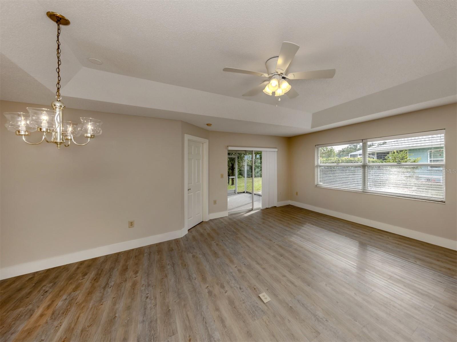 826 BAYPORT CIRCLE