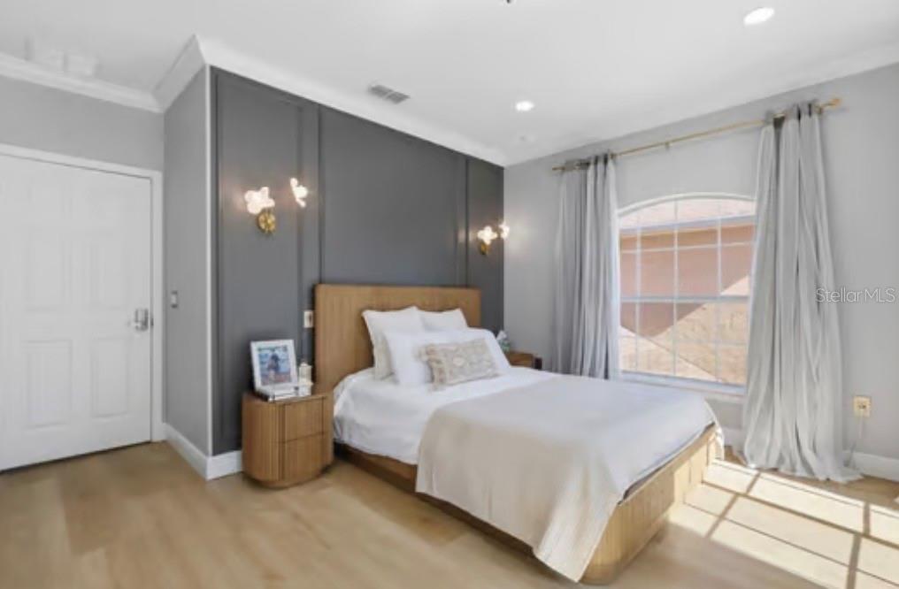 1720 OREGON CONDO - Residential