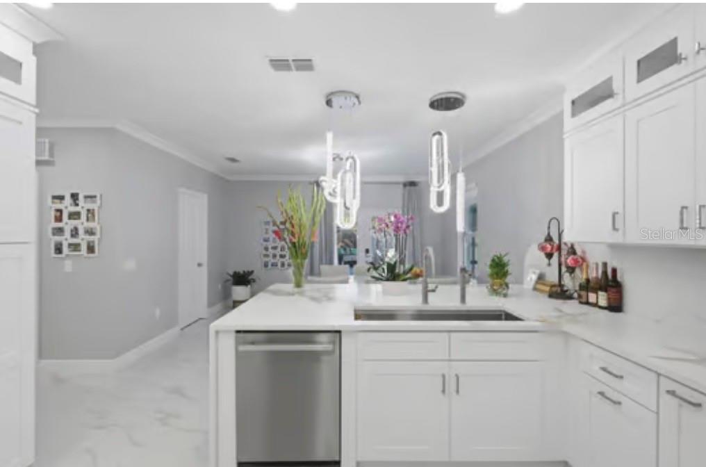 1720 OREGON CONDO - Residential