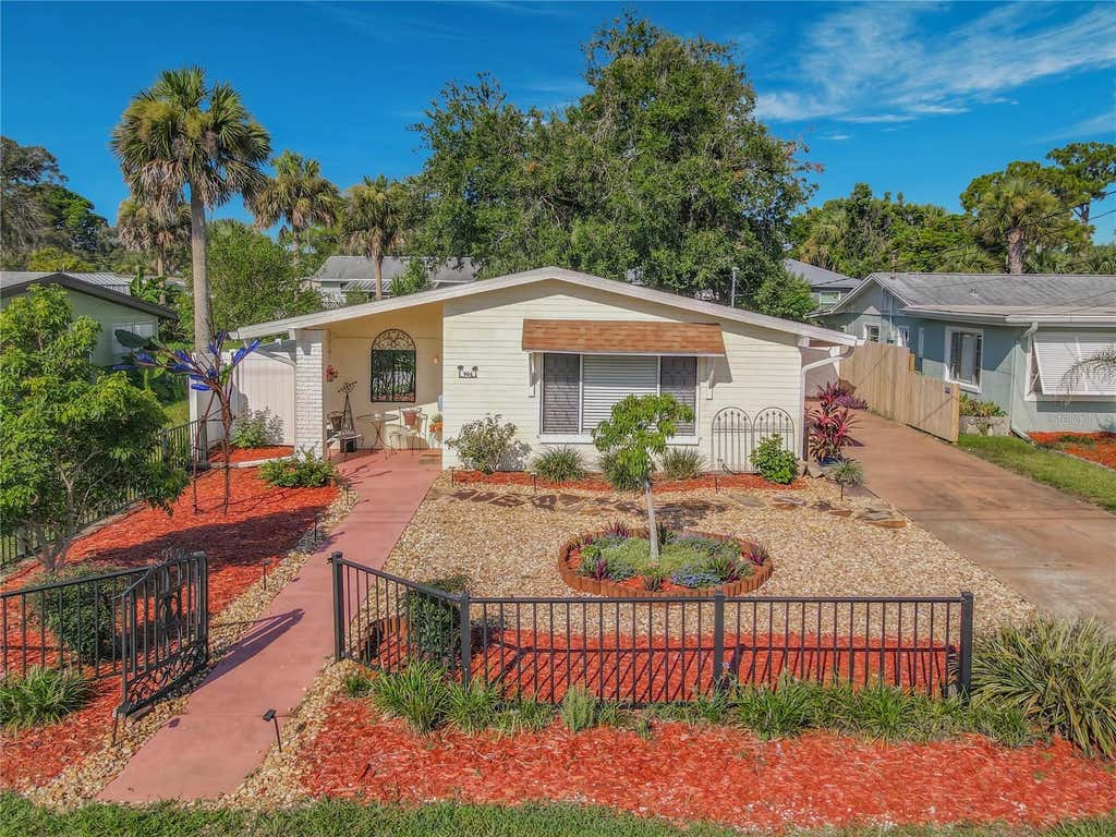 Photo of 906 Fernald Street, Edgewater, FL 32132 (MLS # NS1088848)