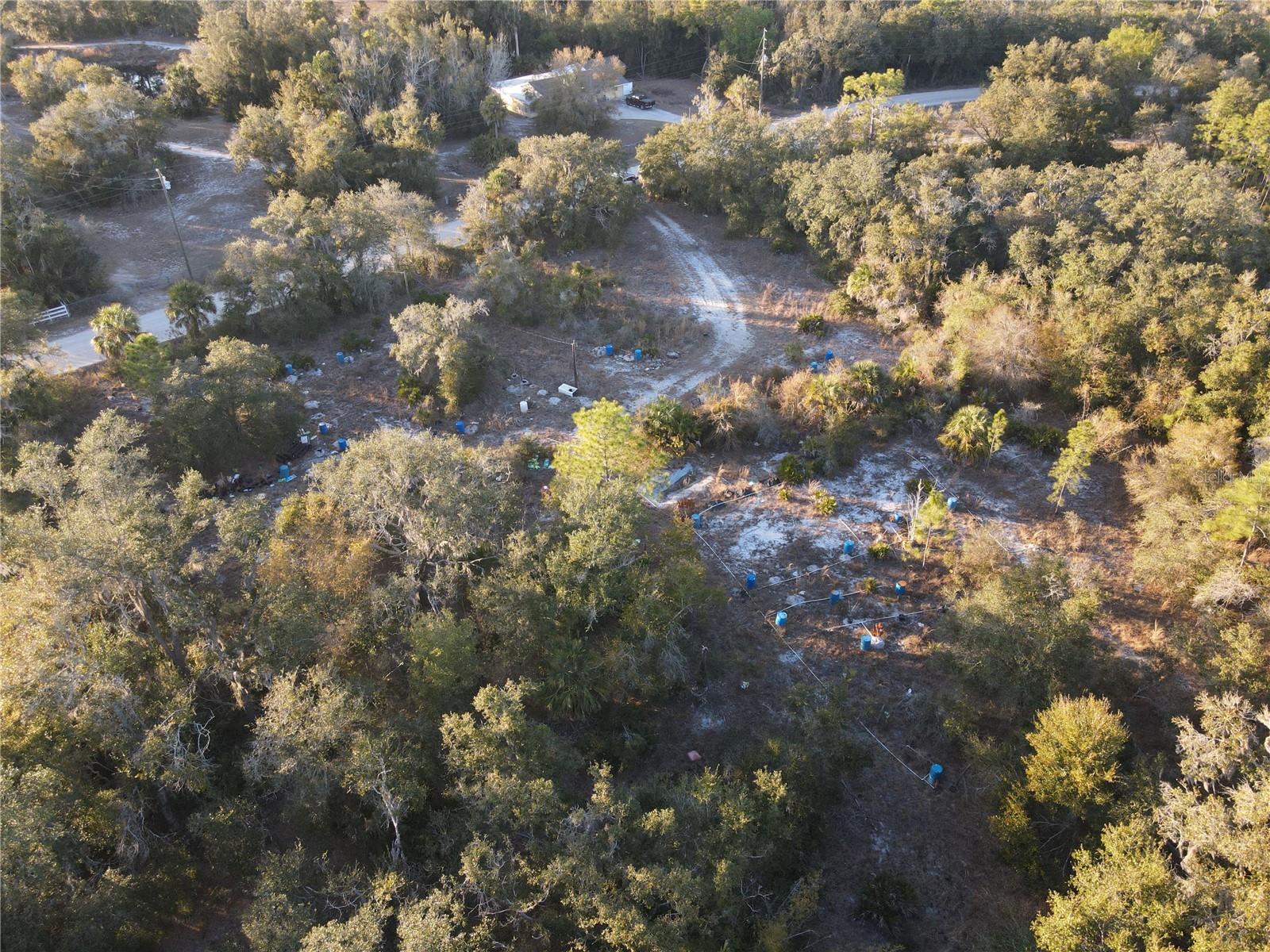 WILLOW SHORES - Land