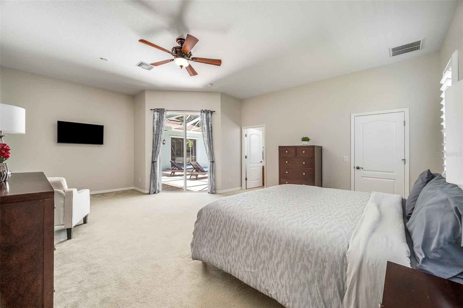 MAGNOLIA PARK AT BAYSIDE LAKES - Residential