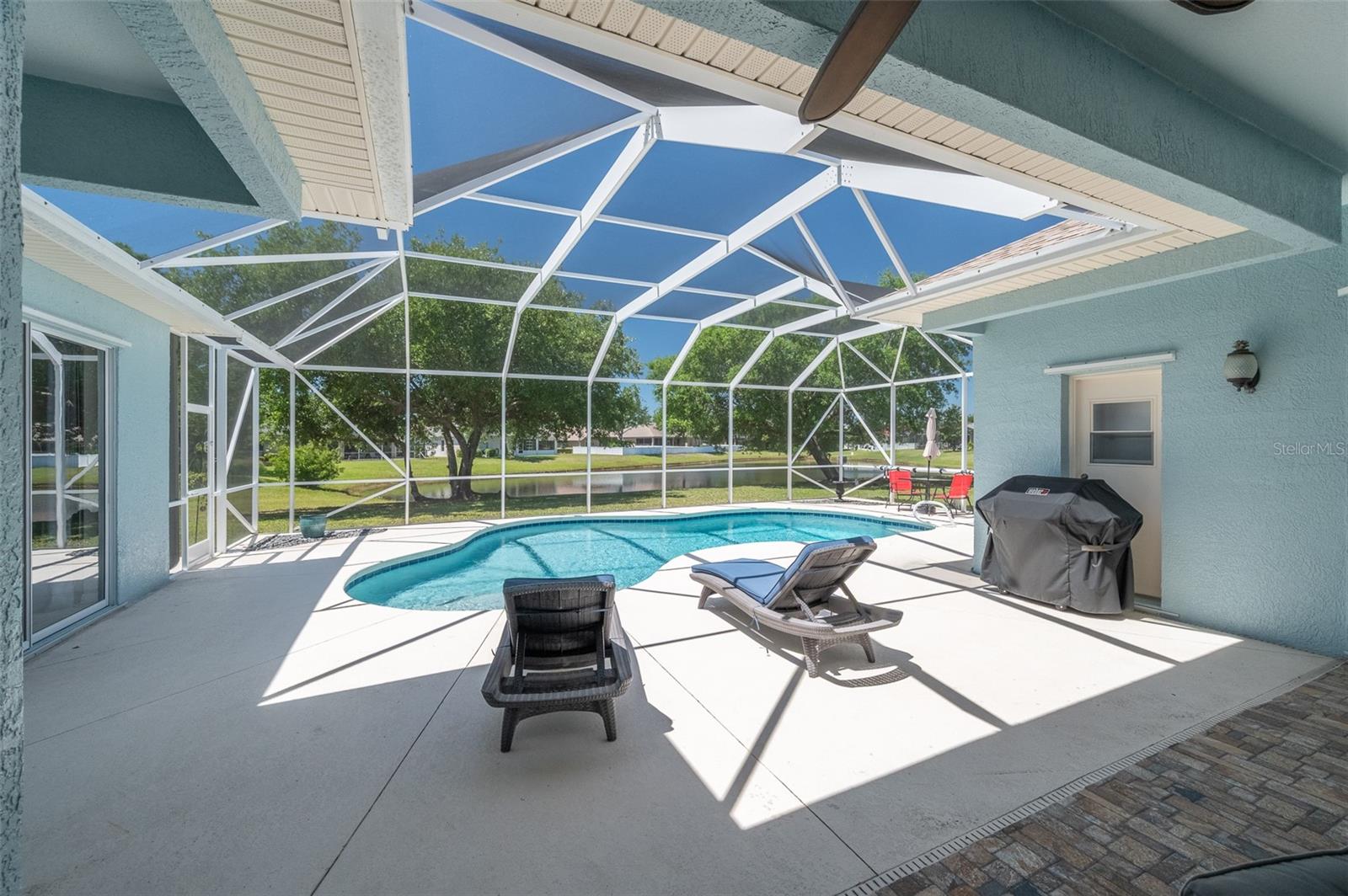MAGNOLIA PARK AT BAYSIDE LAKES - Residential