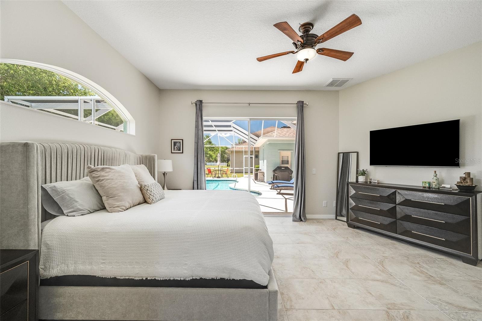 MAGNOLIA PARK AT BAYSIDE LAKES - Residential