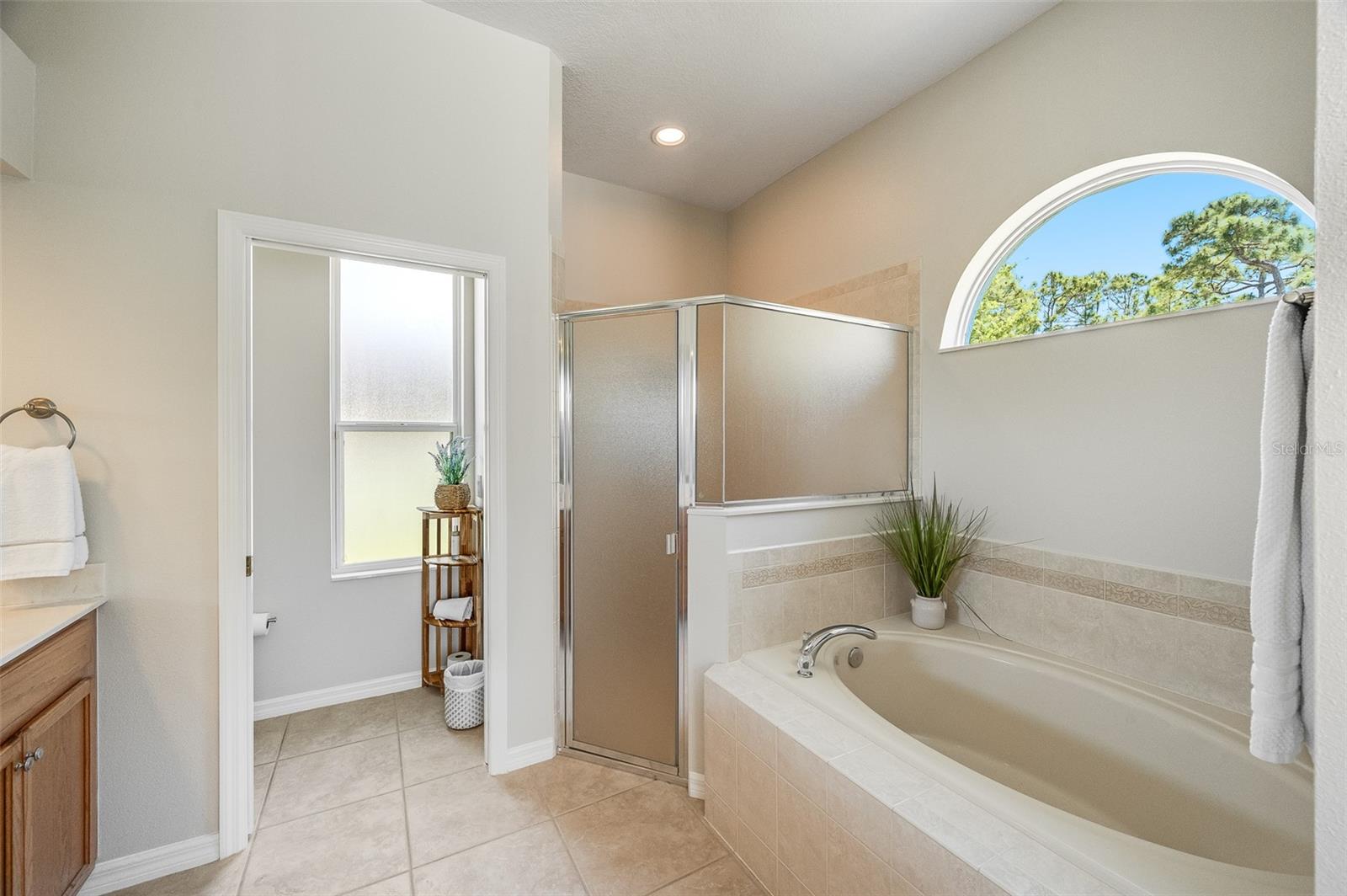 MAGNOLIA PARK AT BAYSIDE LAKES - Residential