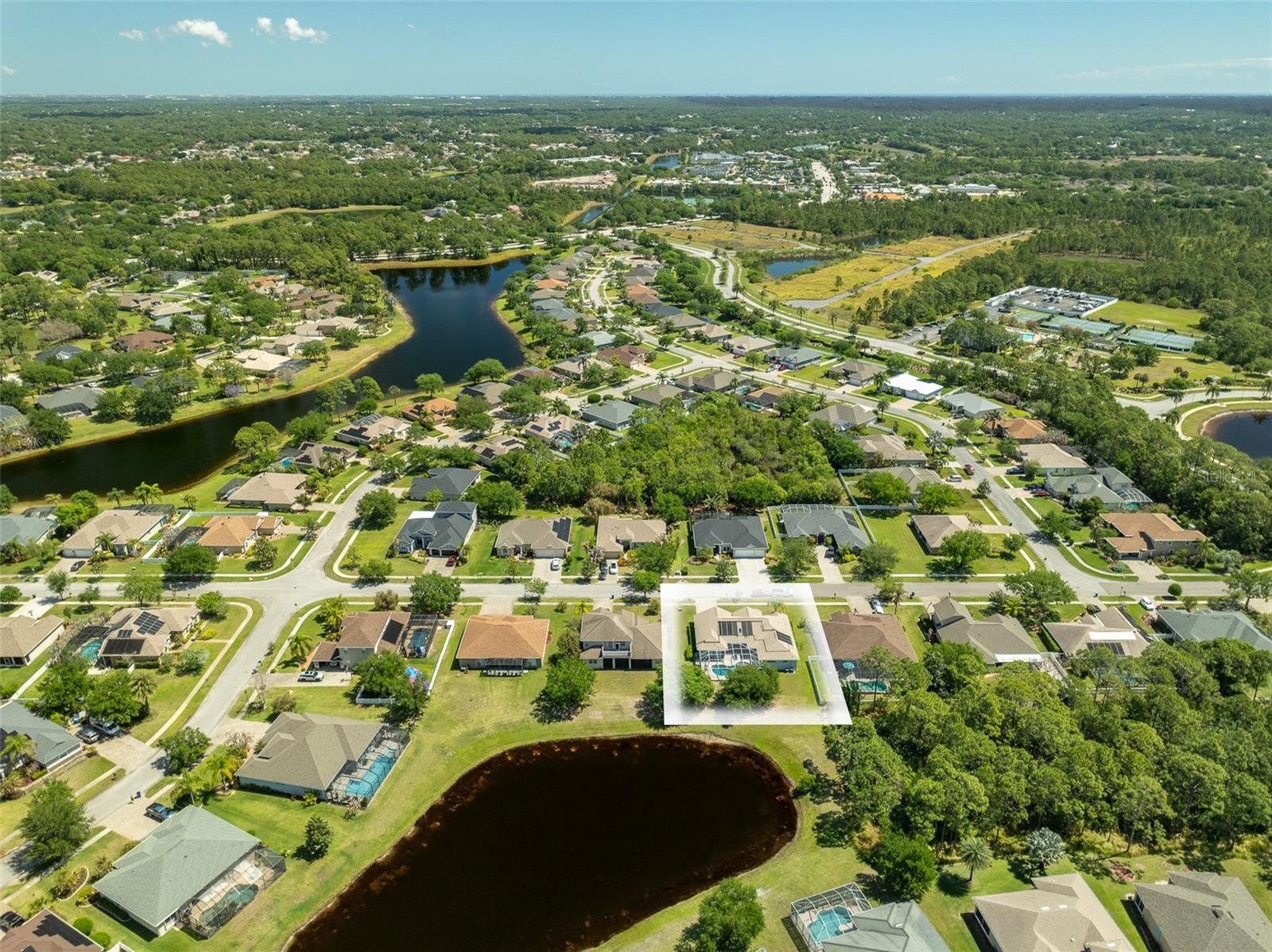 MAGNOLIA PARK AT BAYSIDE LAKES - Residential