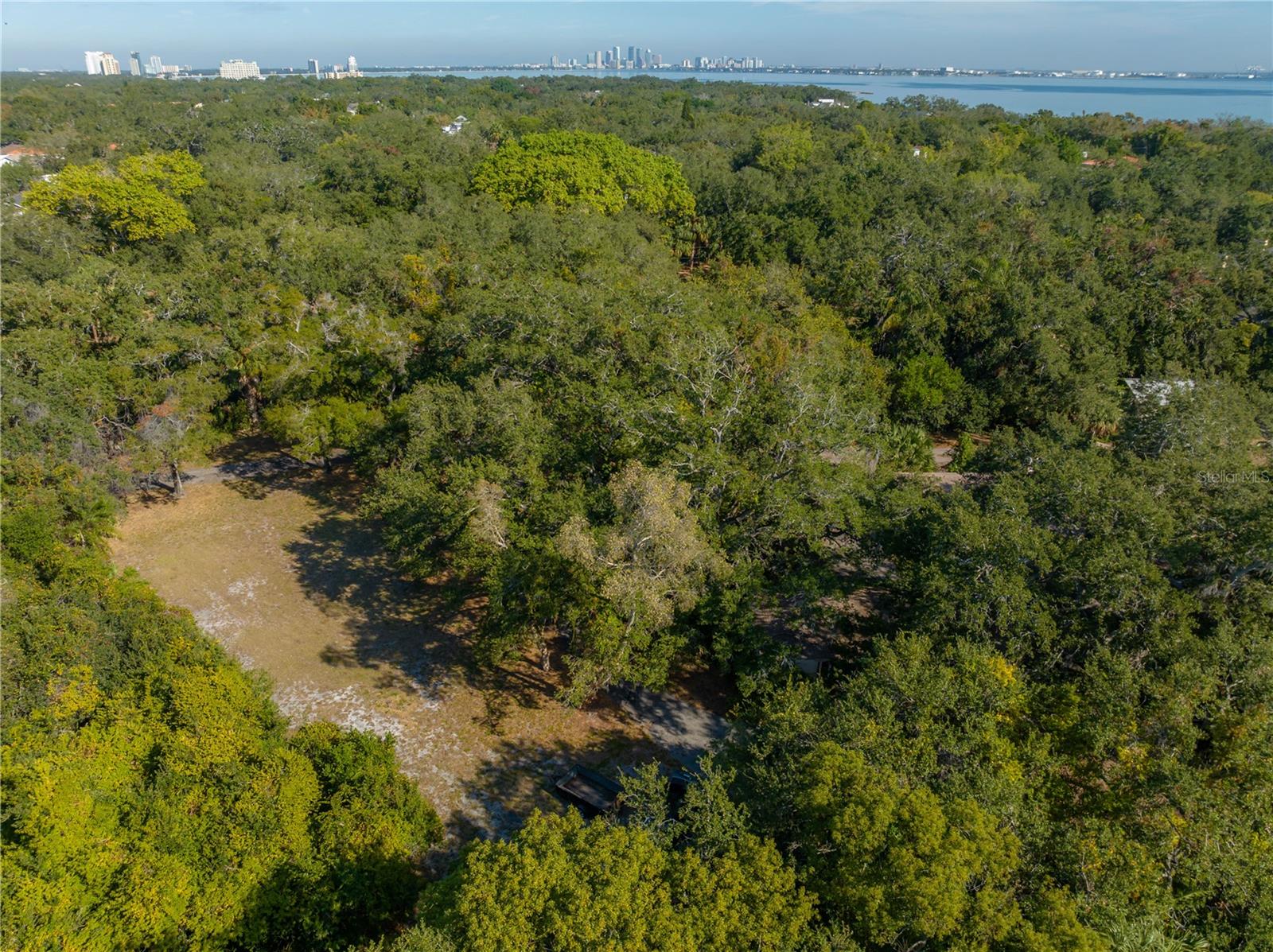 SHELL POINT - Residential