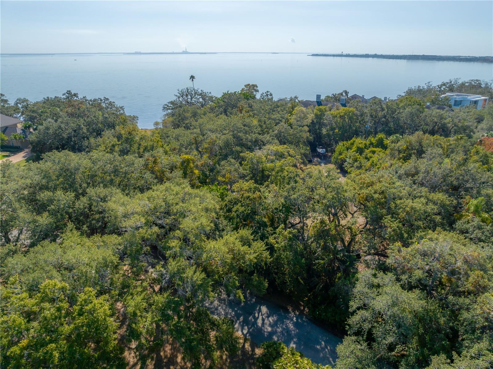 SHELL POINT - Residential