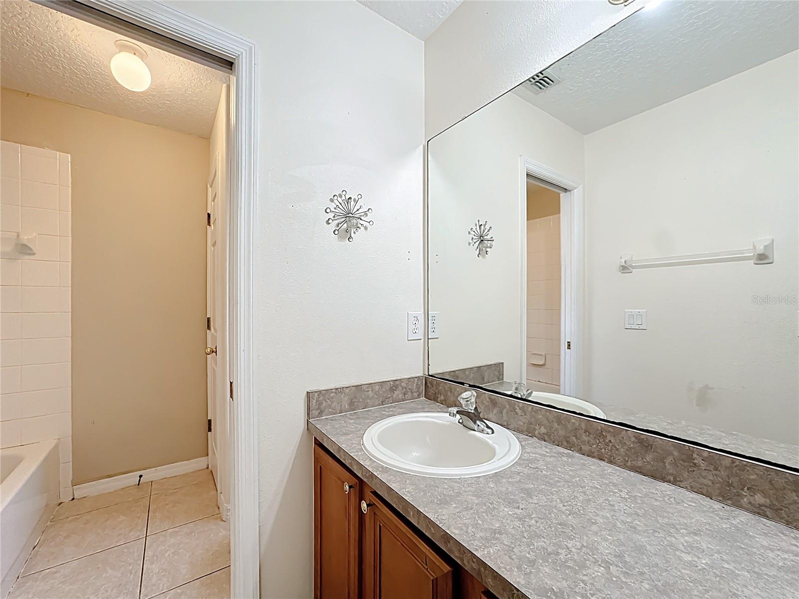 TIVOLI WOODS VILLAGE C 51 84 - Residential Lease