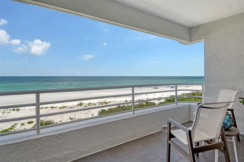 Photo of 2105 Gulf Of Mexico Drive #3303, Longboat Key, FL 34228 (MLS # A4672837)