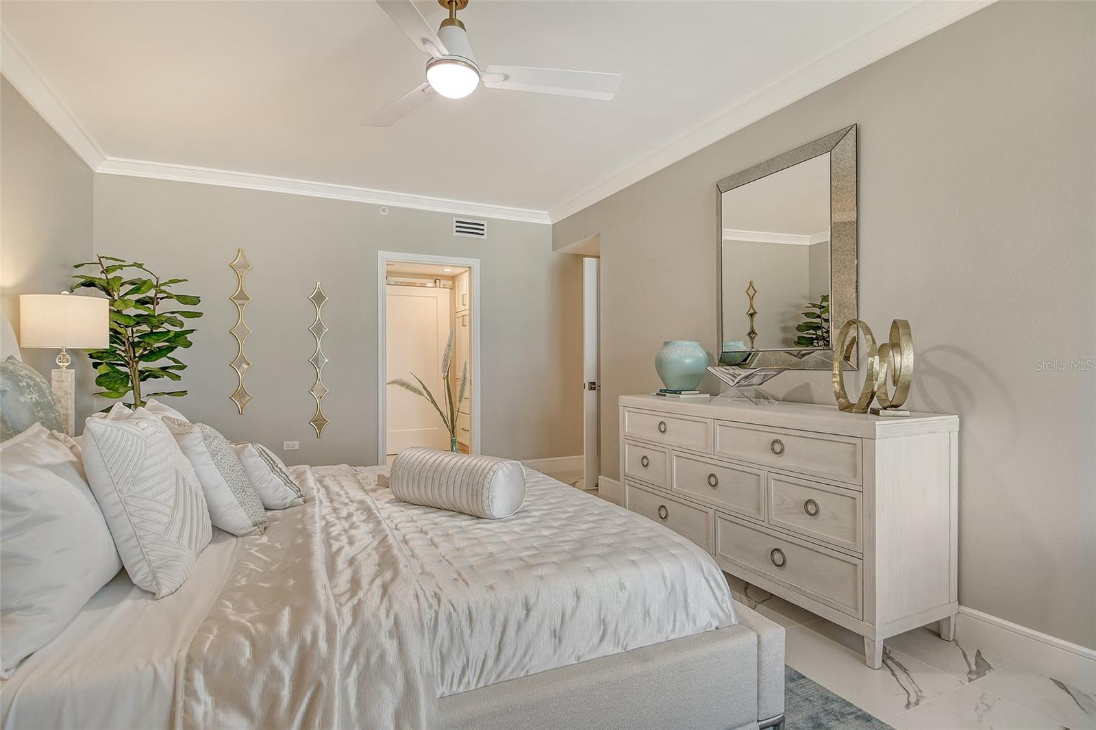 SUNSET BEACH - Residential