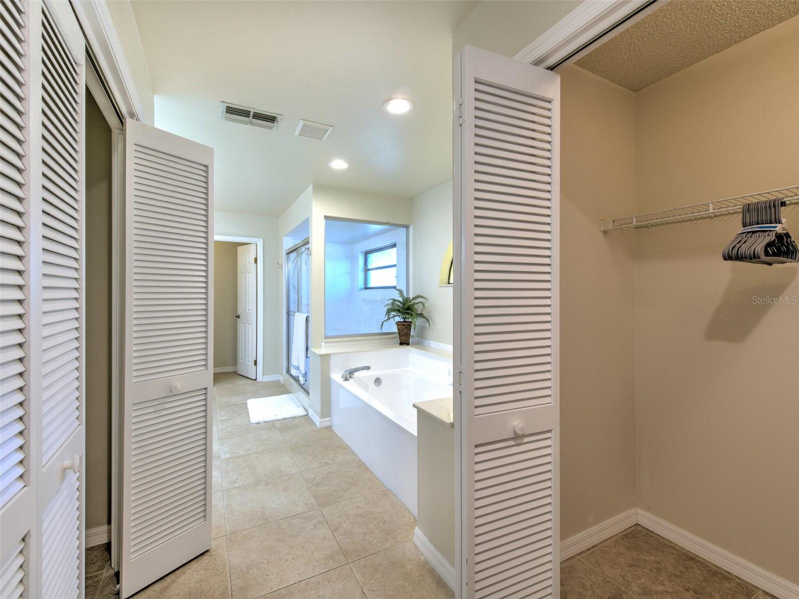 BLOOMINGDALE SEC L UNIT - Residential Lease