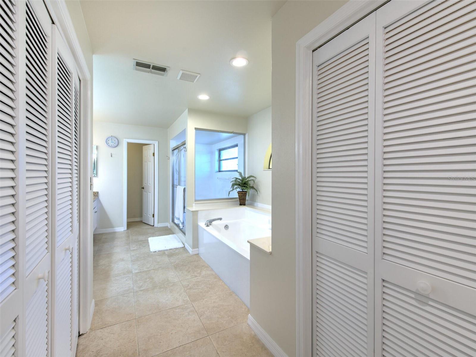 BLOOMINGDALE SEC L UNIT - Residential Lease