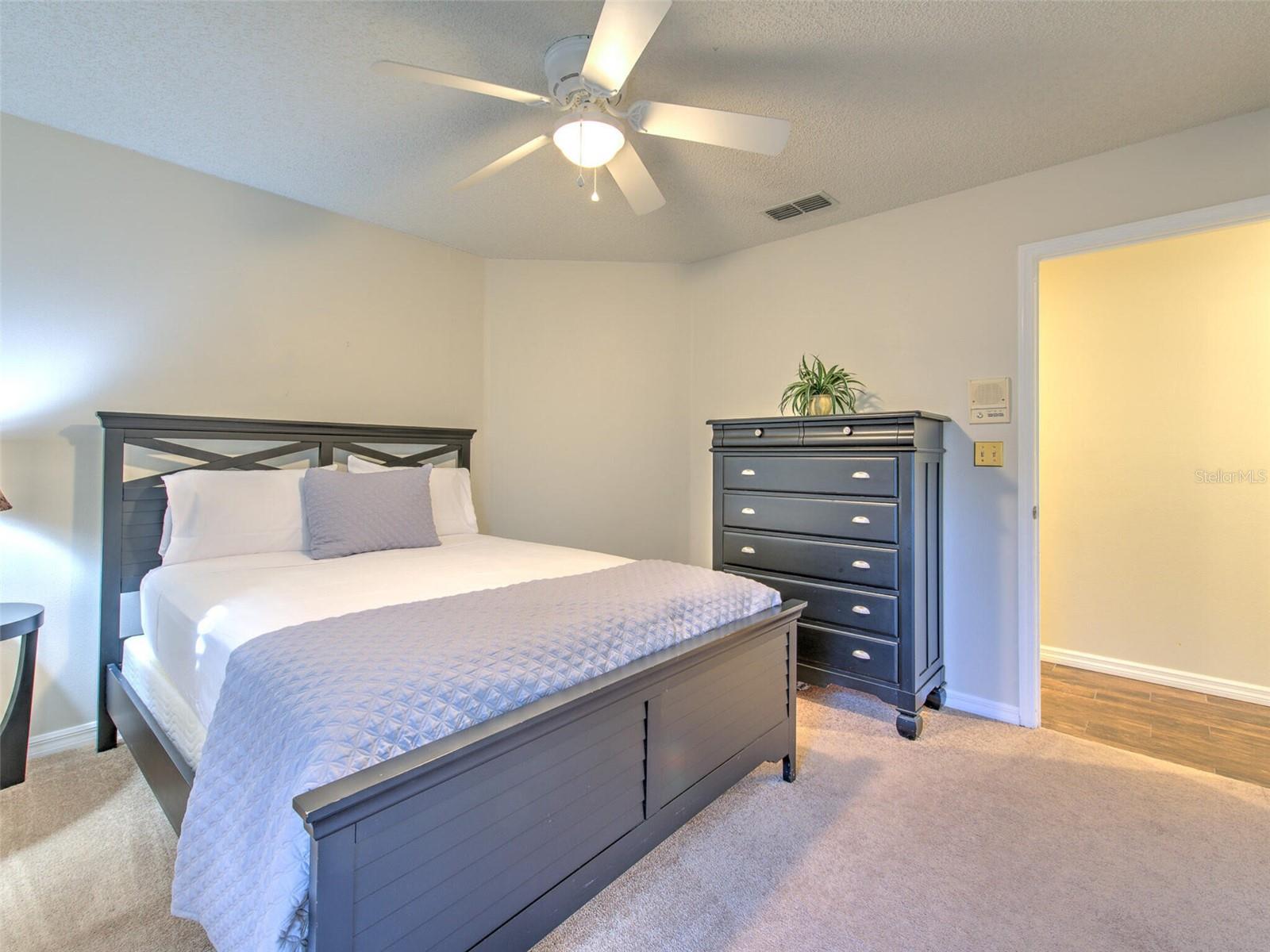 BLOOMINGDALE SEC L UNIT - Residential Lease