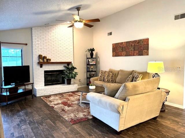 BLOOMINGDALE SEC L UNIT - Residential Lease