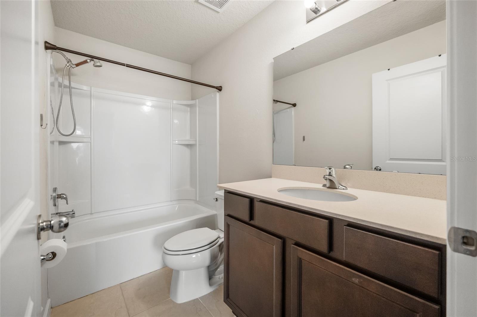 CHAPEL XING PRCL 5 - Residential Lease