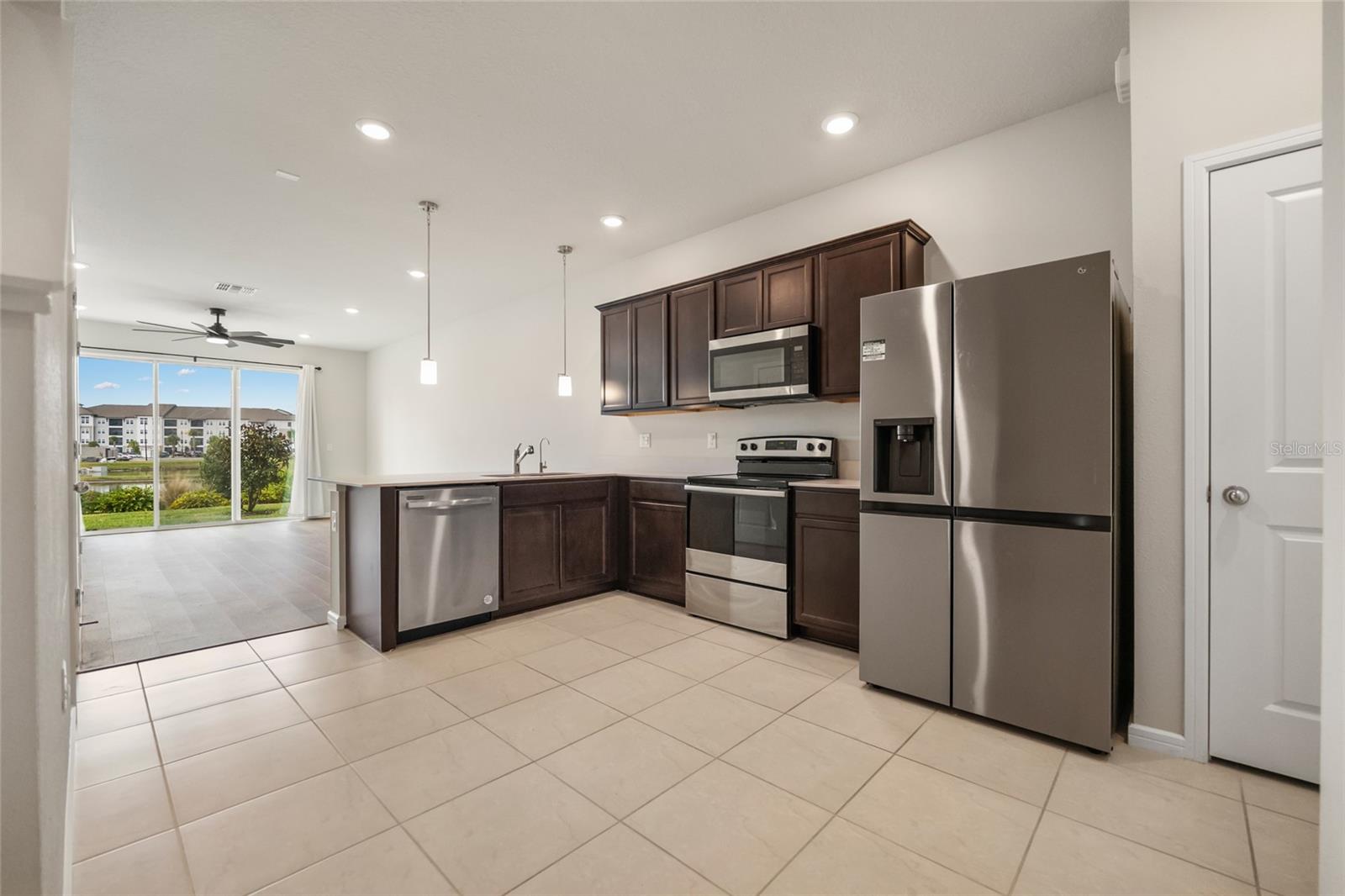 CHAPEL XING PRCL 5 - Residential Lease