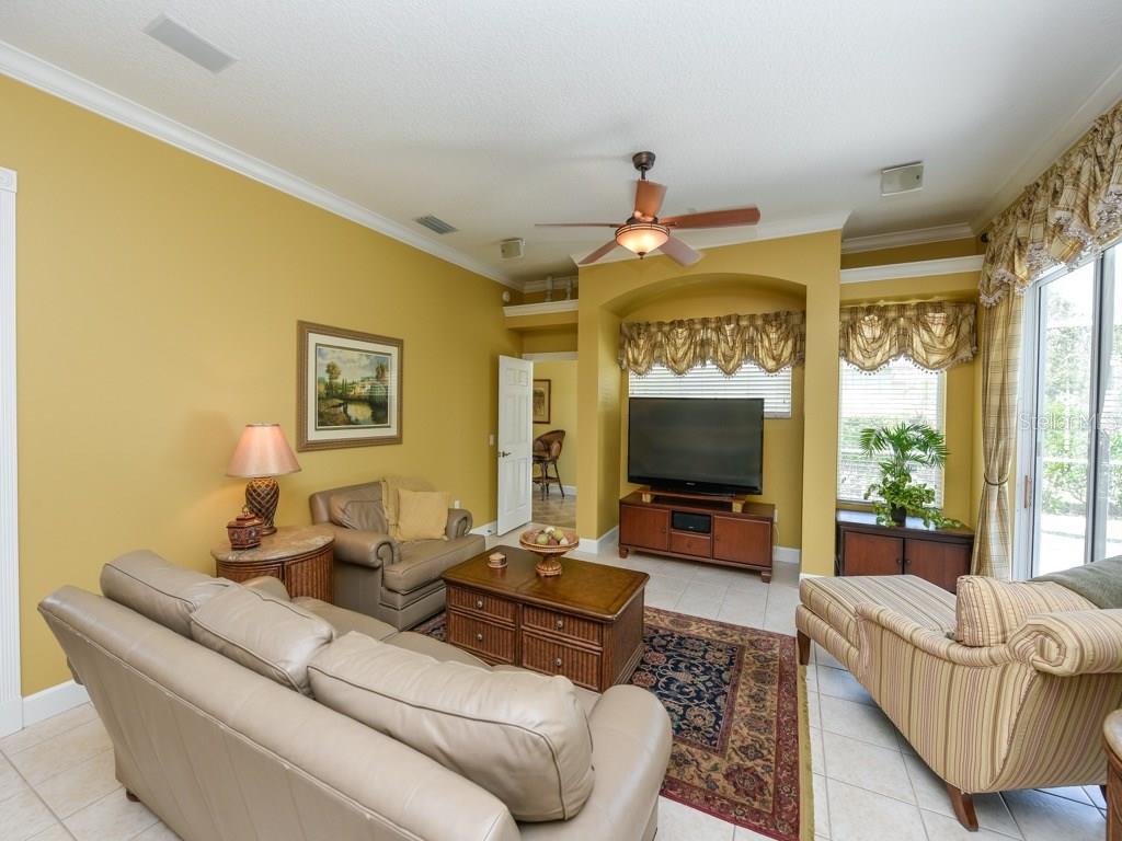 LAKEWOOD RANCH - Residential Lease