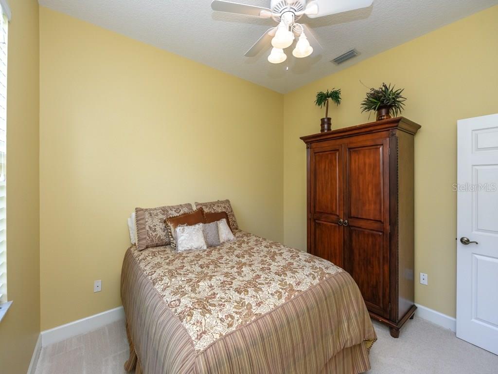 LAKEWOOD RANCH - Residential Lease