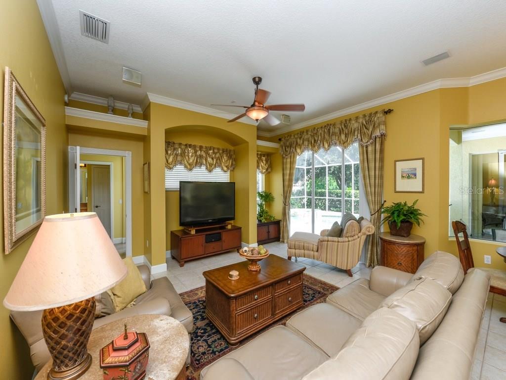 LAKEWOOD RANCH - Residential Lease