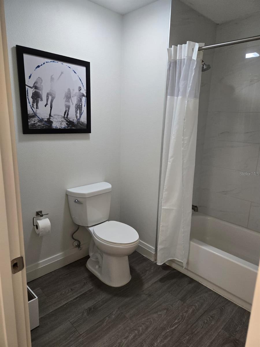 GROVE RESIDENCE & SPA HOTEL CONDO 3 - Residential