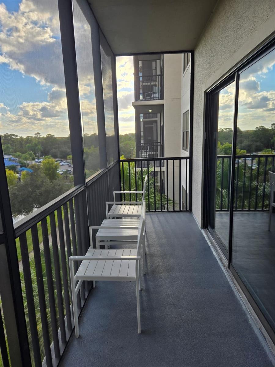 GROVE RESIDENCE & SPA HOTEL CONDO 3 - Residential