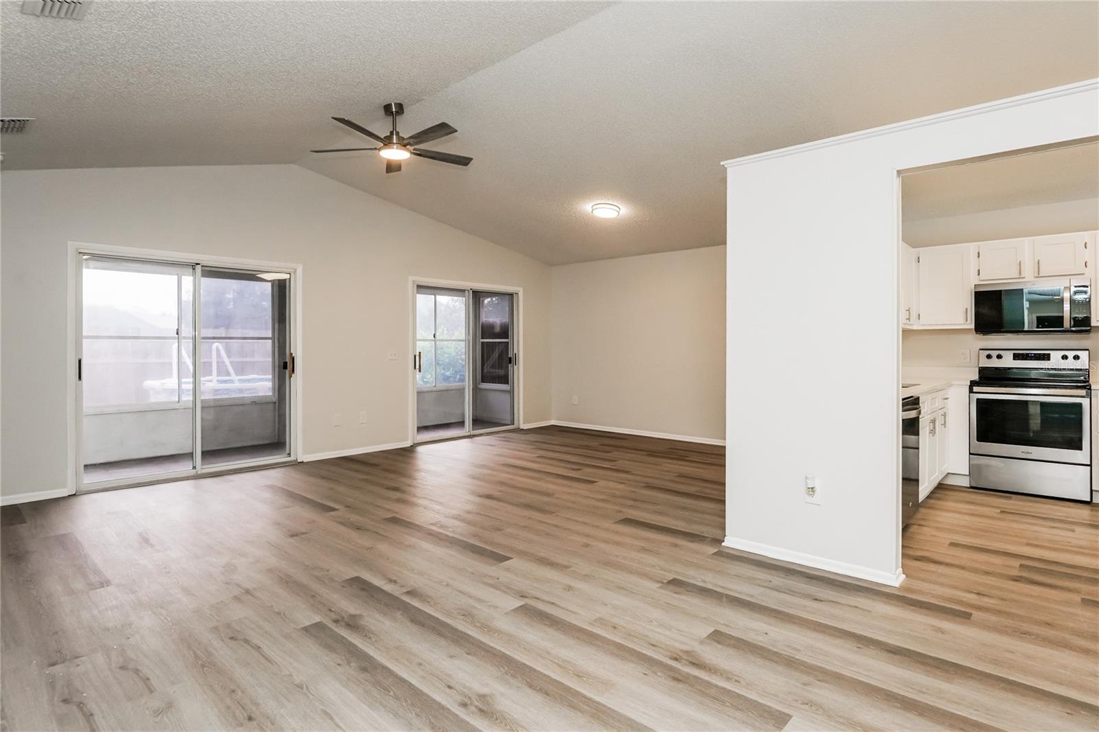 1626 WOODACRES COURT