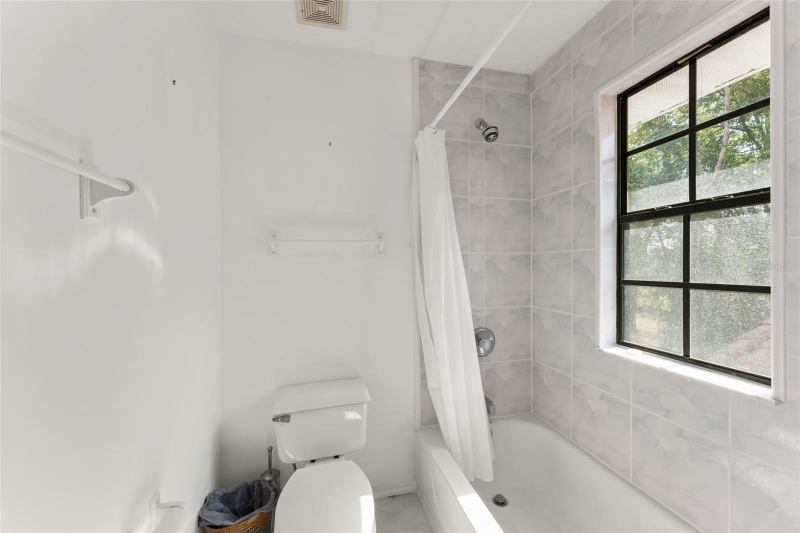 ARBOR CLUB - Residential