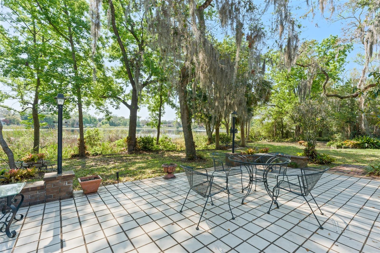 ARBOR CLUB - Residential