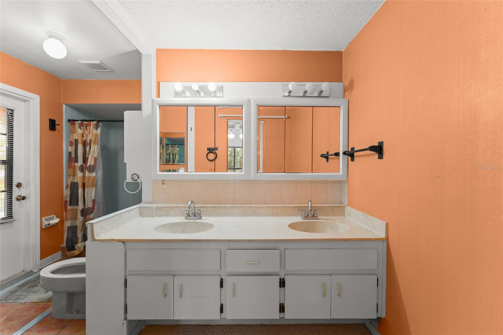 ARBOR CLUB - Residential