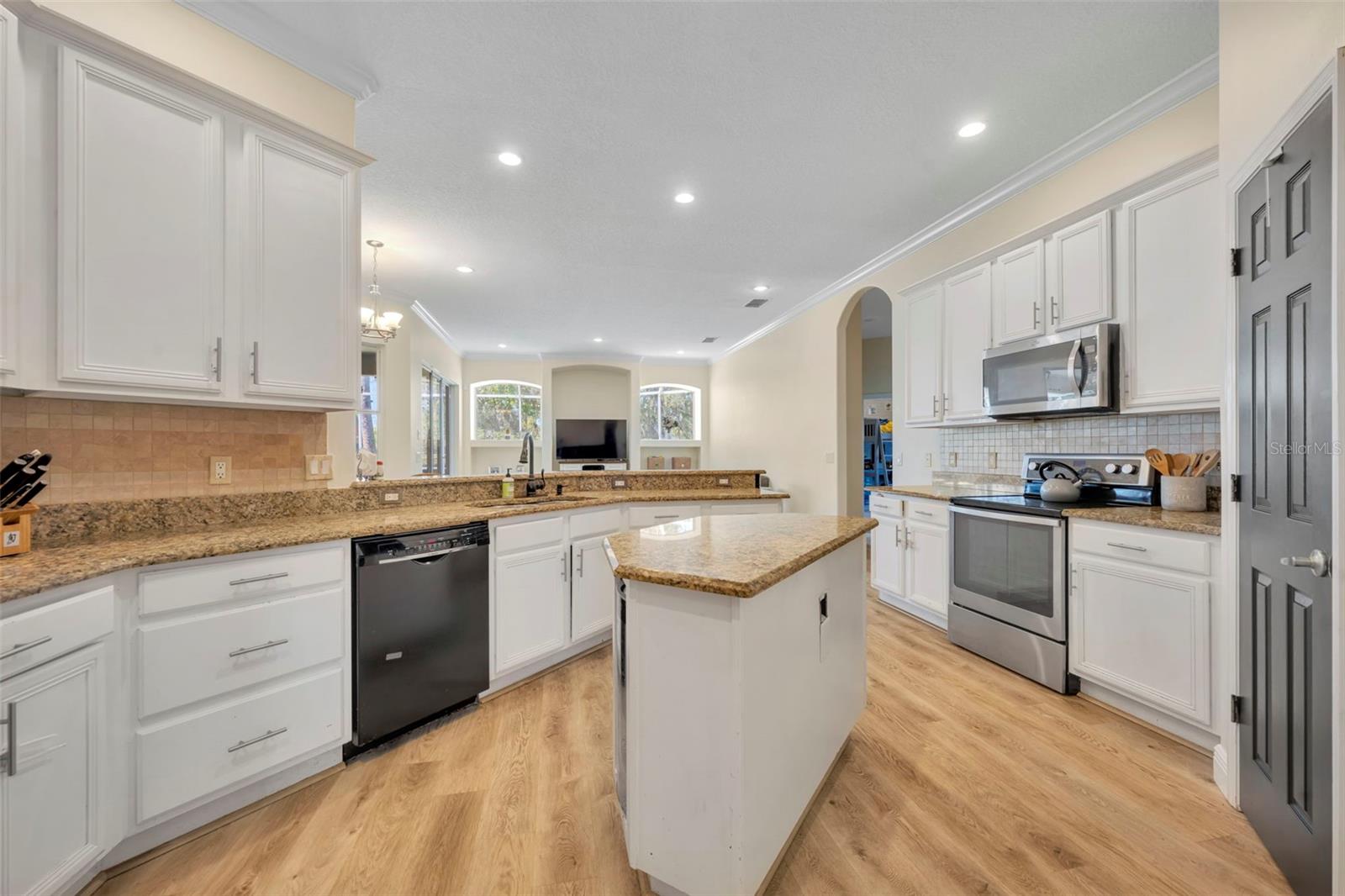 MAGNOLIA PLANTATION - Residential