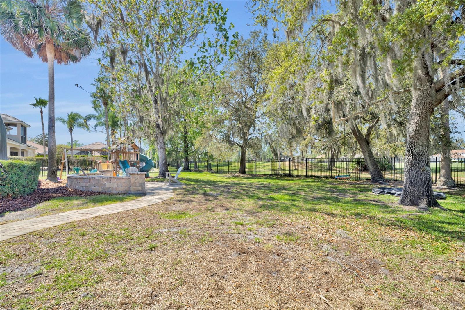 MAGNOLIA PLANTATION - Residential